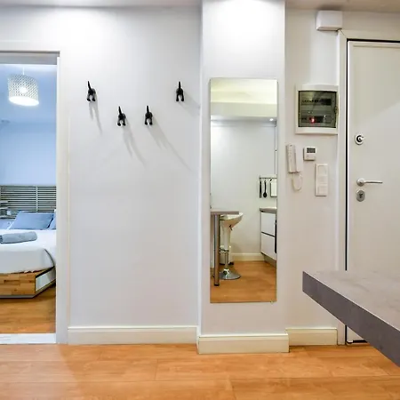 #skgh αvra & Ariadni - Whitetower Citycenter Apartment *