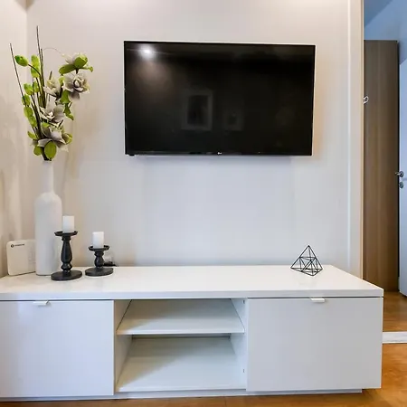 #skgh αvra & Ariadni - Whitetower Citycenter Apartment *