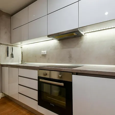 #skgh αvra & Ariadni - Whitetower Citycenter * סלוניקי