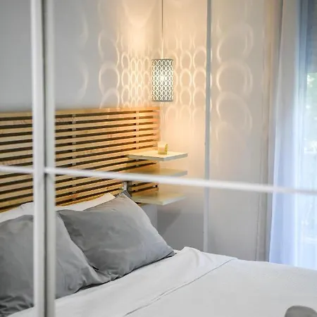 #skgh αvra & Ariadni - Whitetower Citycenter アパート